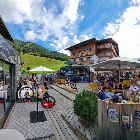 Hike&Bike Hostel mit Jokercard Saalbach-Hinterglemm Buitenkant foto